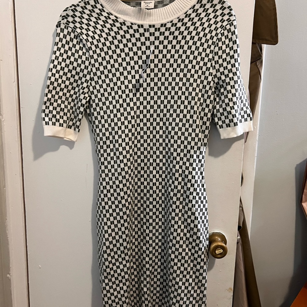 Abercrombie & Fitch knit dress - Picture 3 of 8
